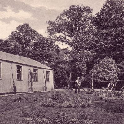 1920 Gymnasium and Three Gardeners